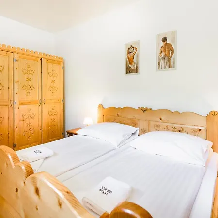 Forster House - Nr 1 Z Kominkiem I Tarasem